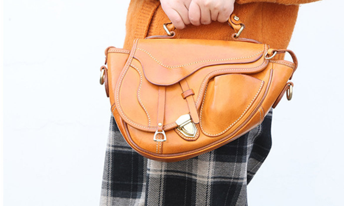 Handmade Cowhide Leather Saddle Bag