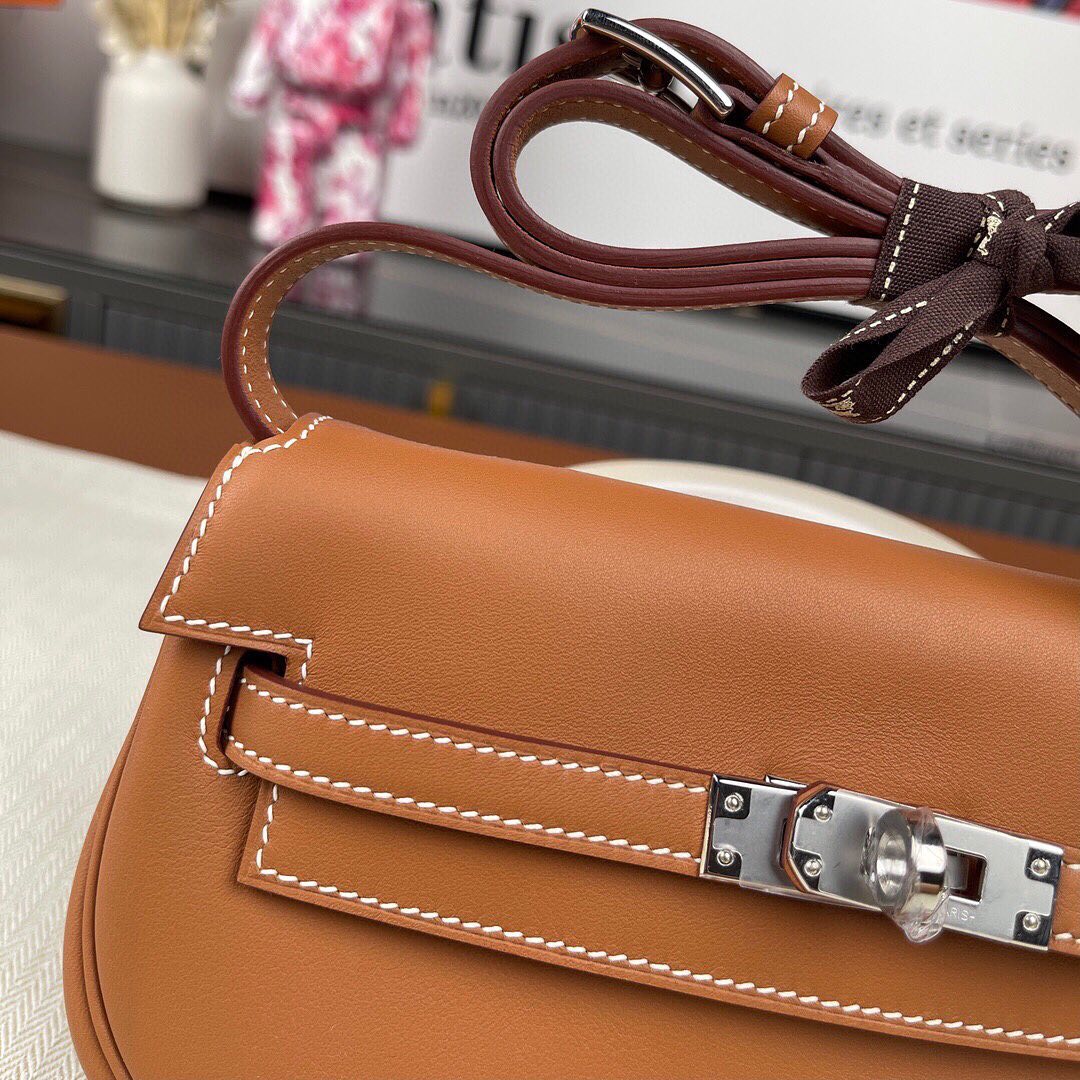 Mini Leather Crossbody Belt Bag