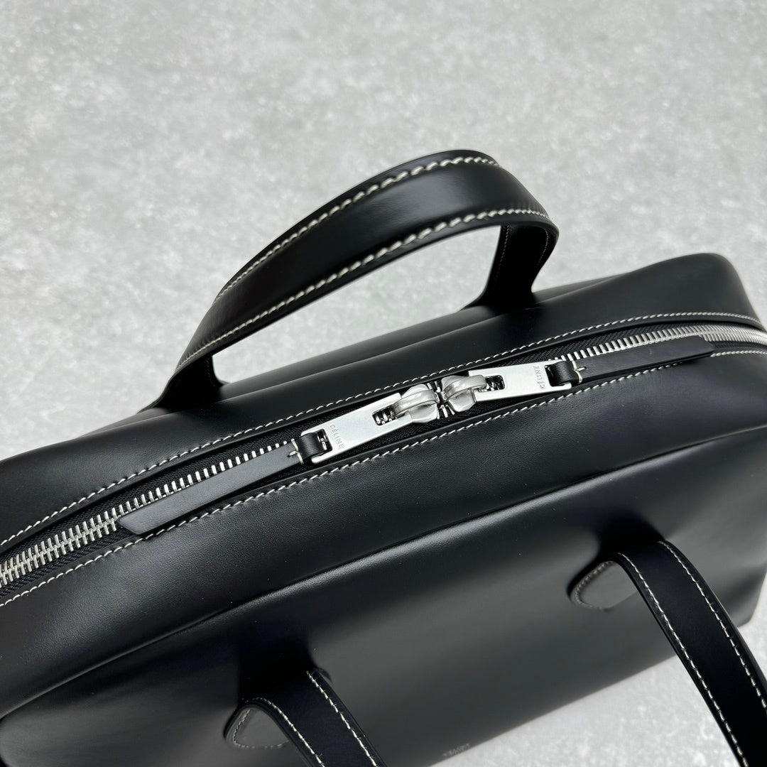 The Cort Leather Carryall