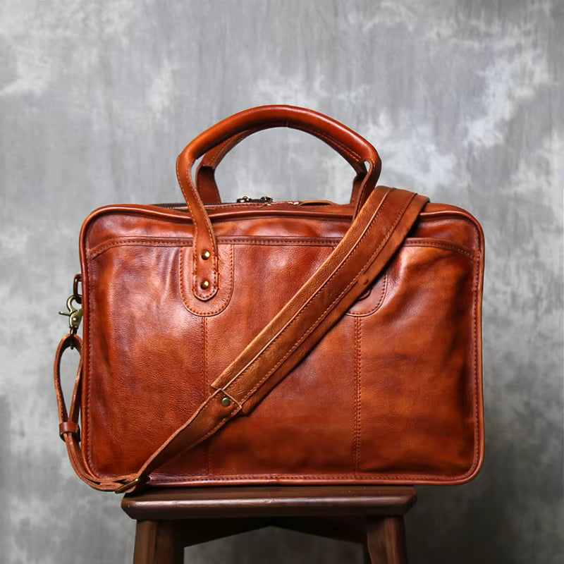 Heritage Classic Leather Messenger Bag
