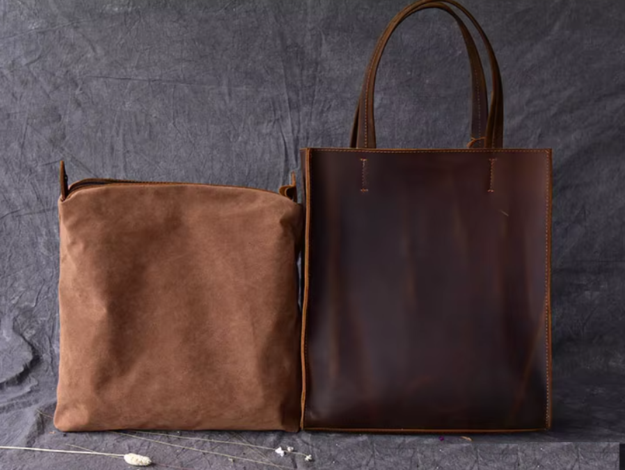 Classic Vertical Tote in Cowhide Leather – With Detachable Pouch