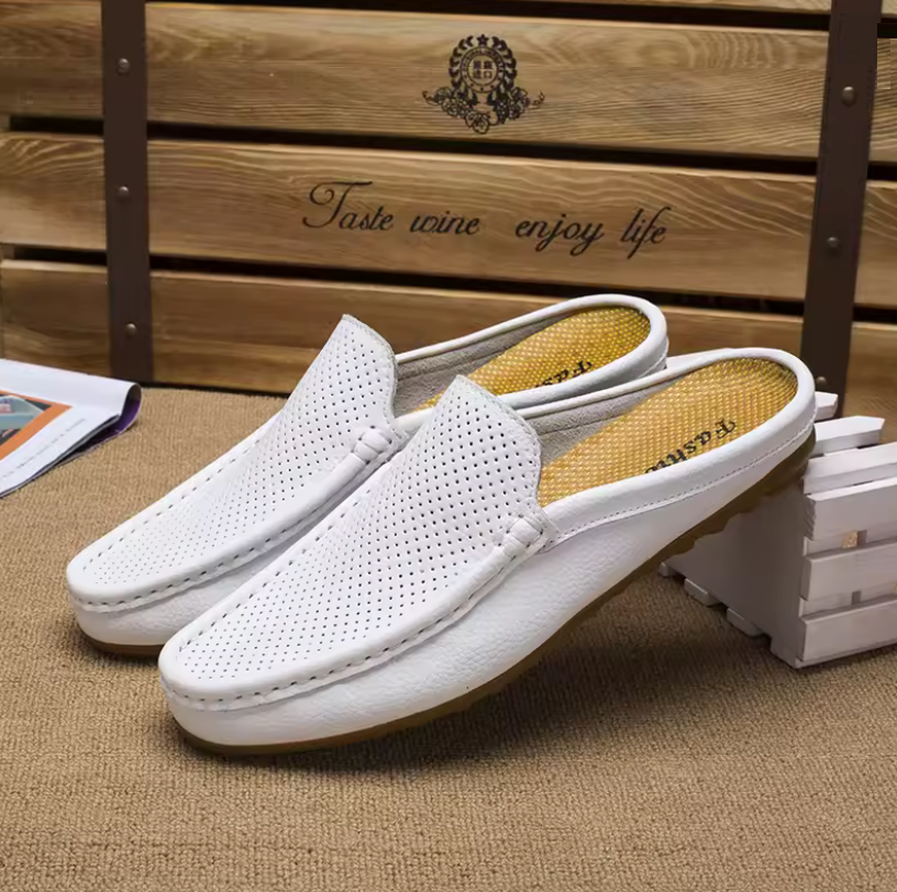 Venturo Genuine Leather Mule Loafer