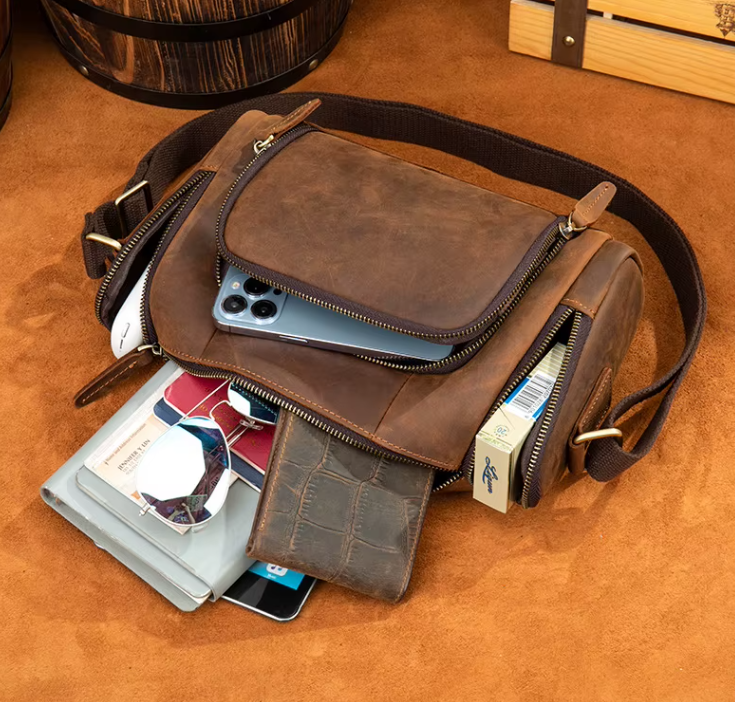 Men's Retro Leather Shoulder Bag