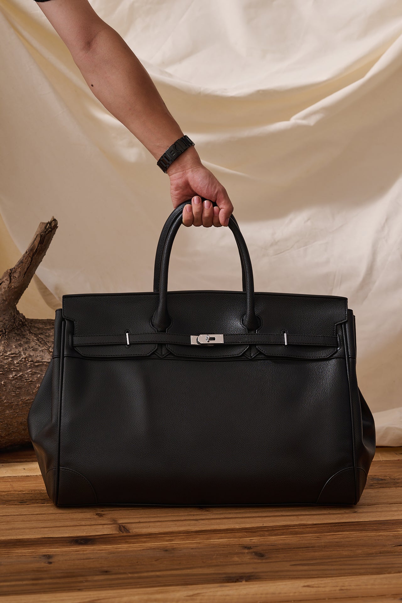 The Executive Leather Travel Tote