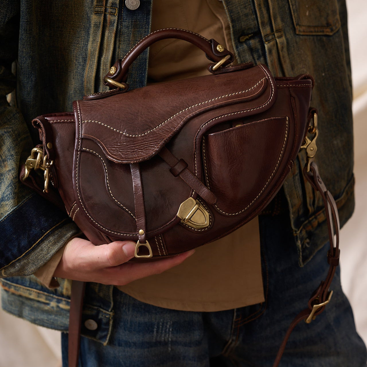 Full grain leather Saddle Bag