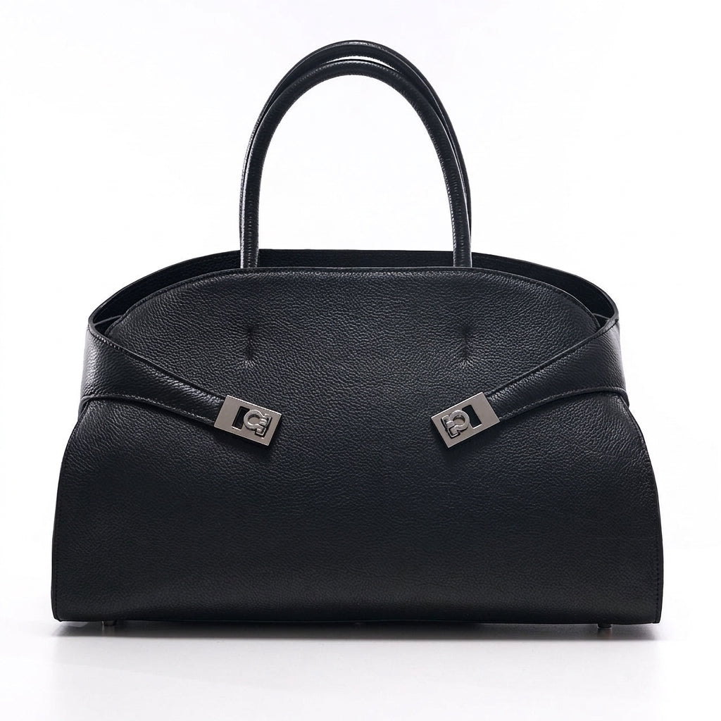 Full-grain prestige leather bag by Cortfashion
