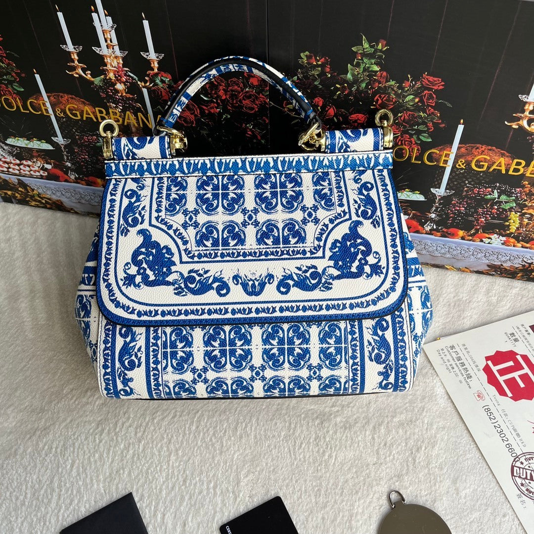 Signature Art Print Bag