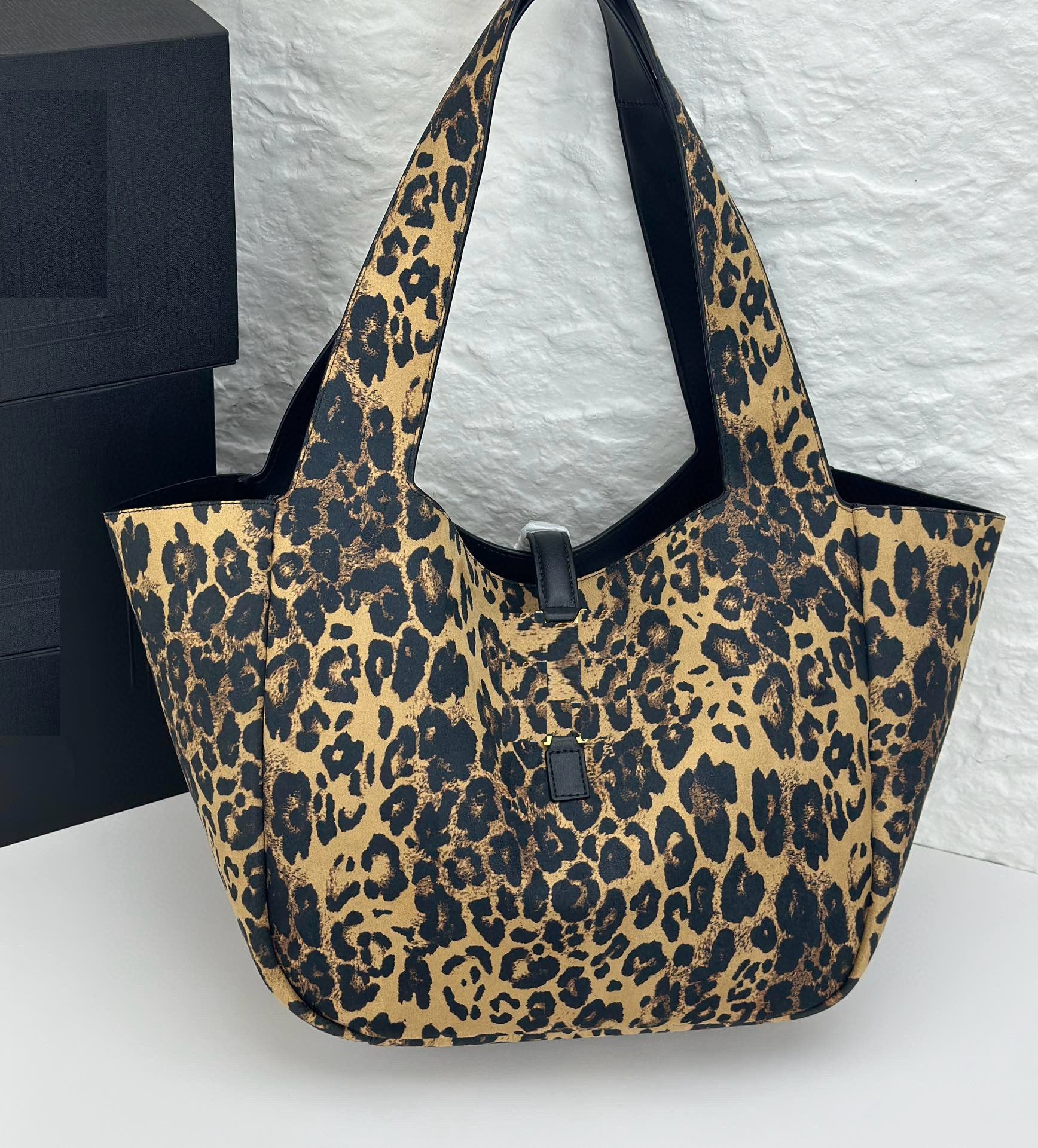 Wild Elegance Leopard Tote