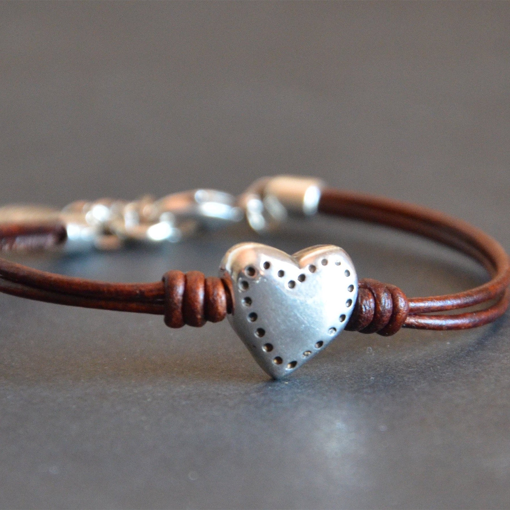 Leather Heart Bracelet – Minimalist and Chic