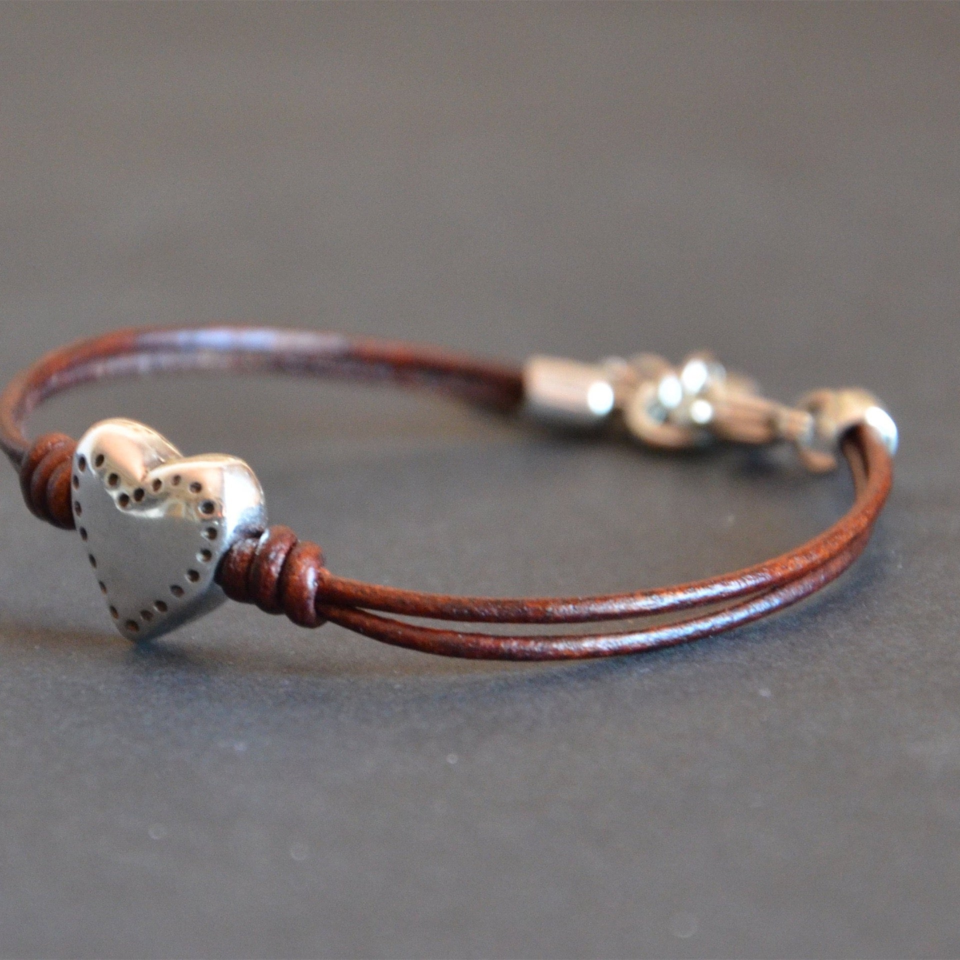 Leather Heart Bracelet – Minimalist and Chic