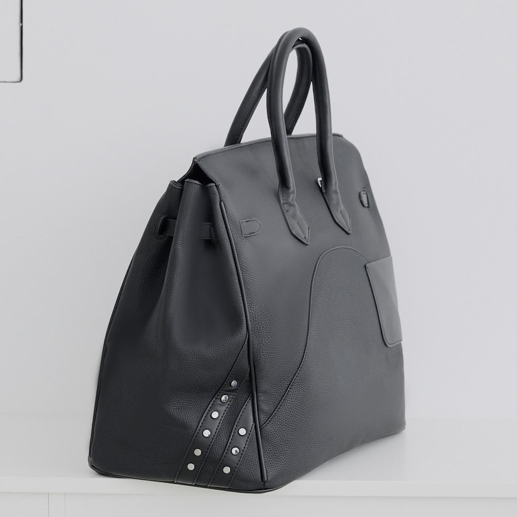 Voyager Leather Weekender – Full-Grain Travel Bag