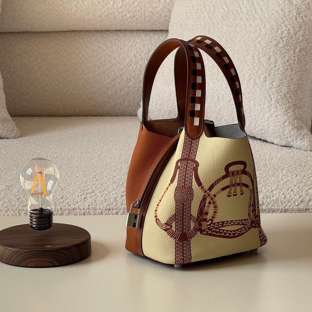 Artistic Illustration Leather Bucket Bag