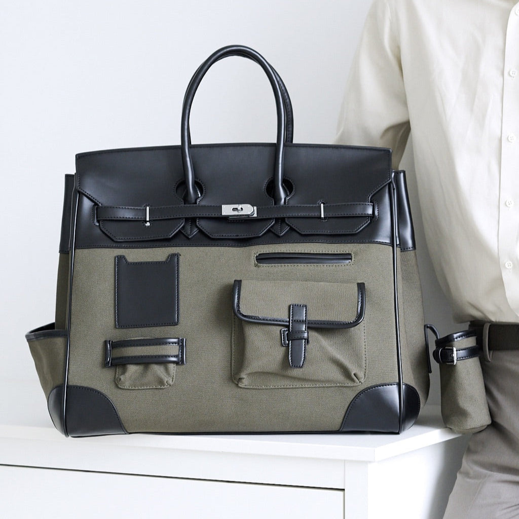 The vanguard Weekender bag