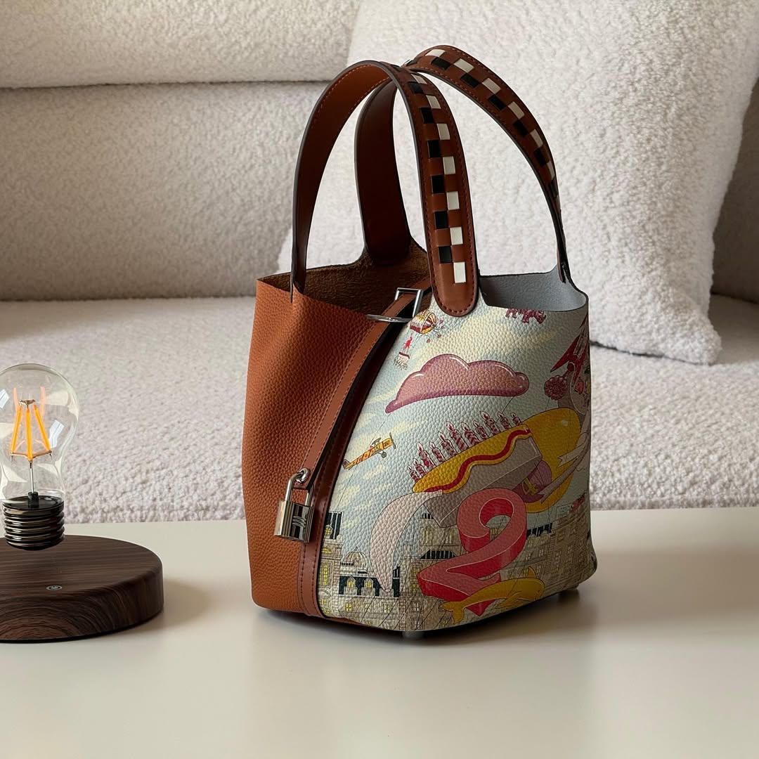 Artistic Illustration Leather Bucket Bag