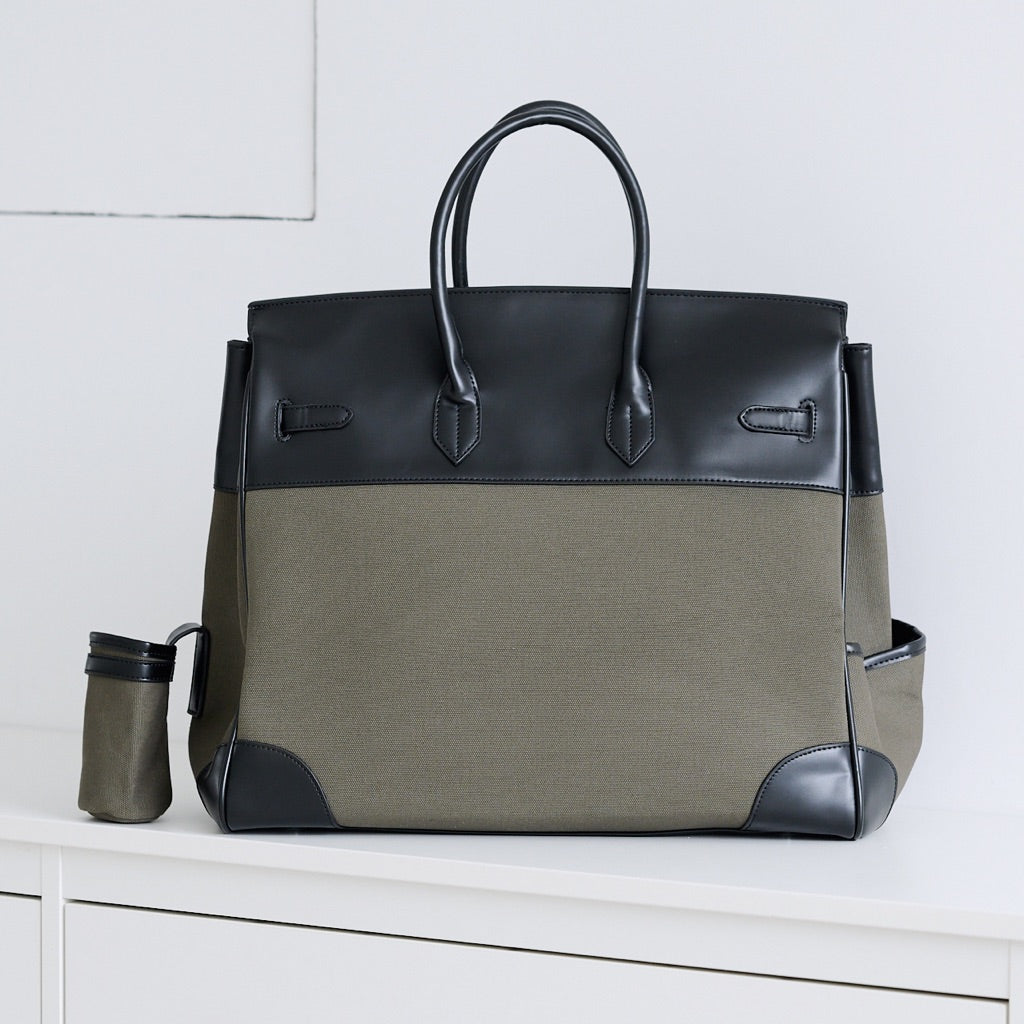 The vanguard Weekender bag