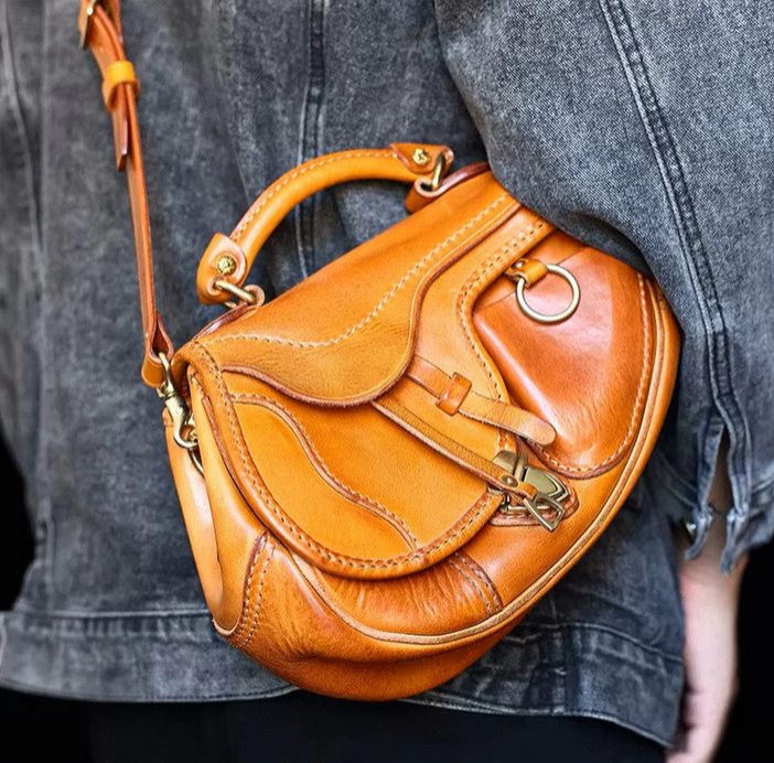 Handmade Cowhide Leather Saddle Bag