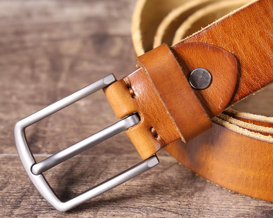 Classic Full-Grain Leather Belt with Brushed Metal Buckle